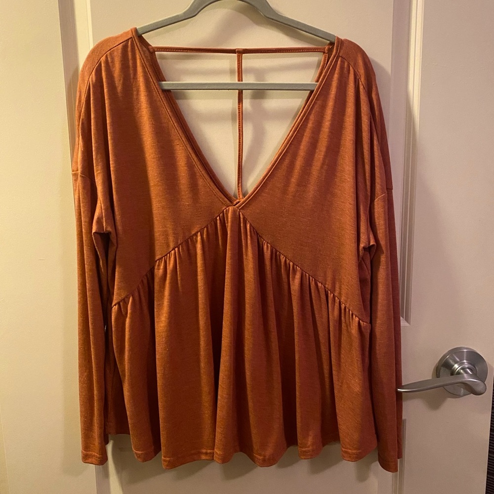 $10!!! SHEIN FLOUNCY TOP